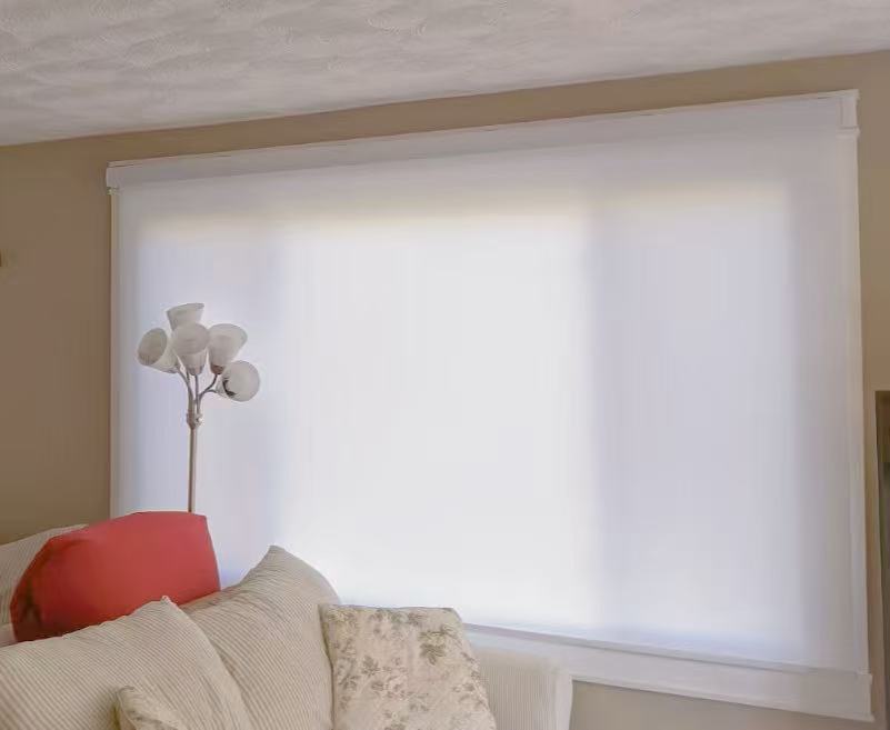 Choosing the Perfect Roller Shades for Style and Comfort